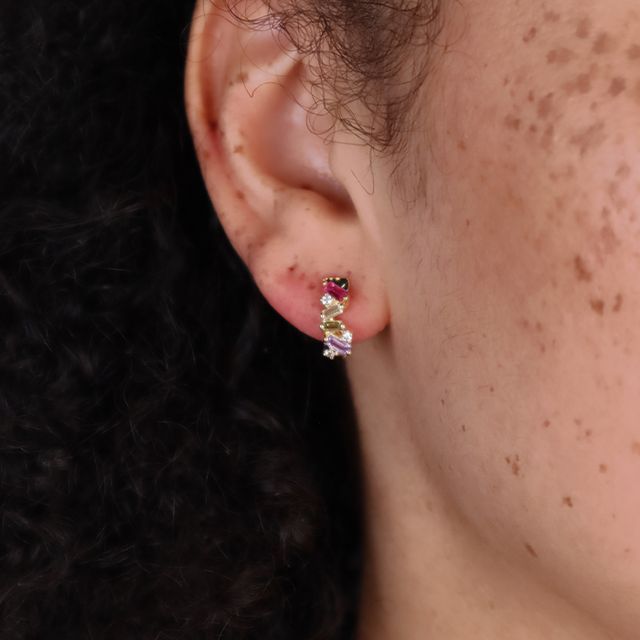 U Cute Huggie Hoops från Makeup Mekka – bild 3