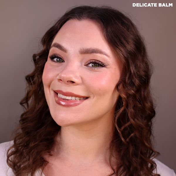 #Farve_Delicate Balm